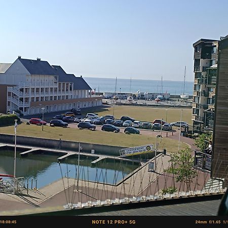 Studio Neuf Vue Mer Marina Deauville Exterior photo
